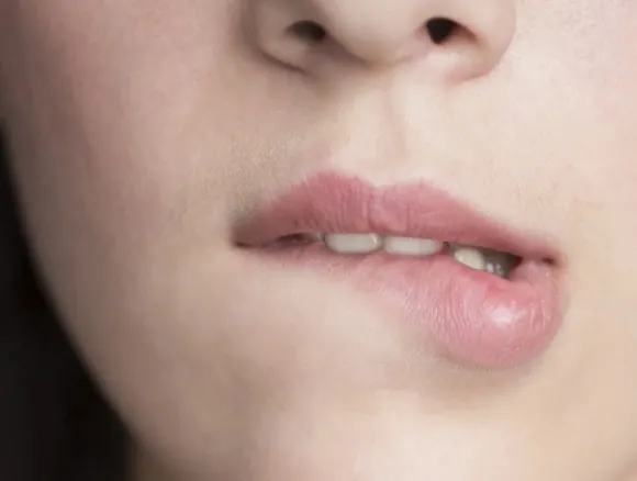 Jak dbać o higienę jamy ustnej podczas stanów zapalnych?