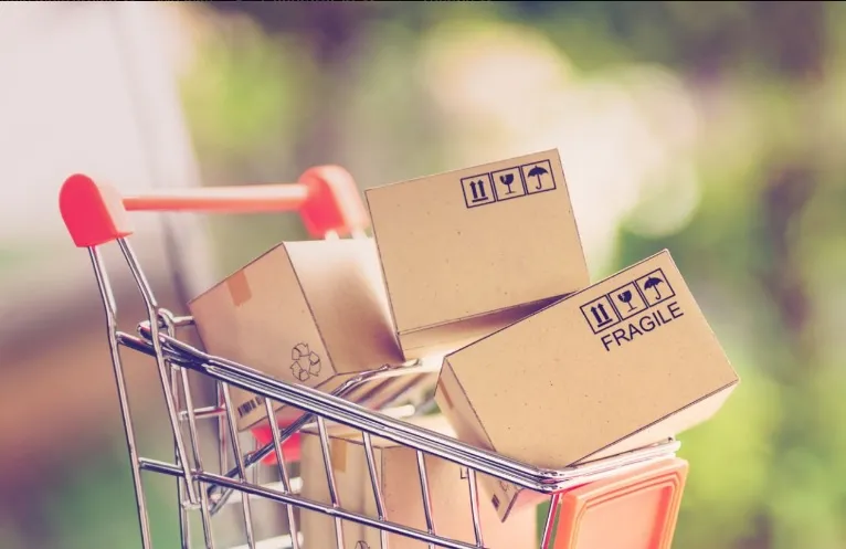 Jak obecność sklepu meblowego internetowego w mediach społecznościowych wpływa na zaufanie?