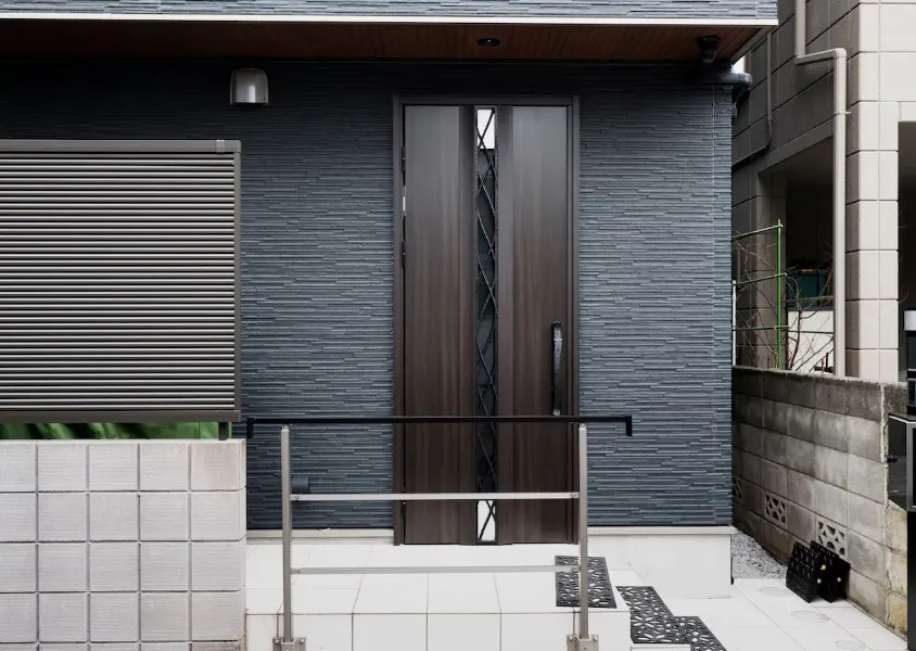 Jakie parametry techniczne powinny spełniać drzwi pasywne?